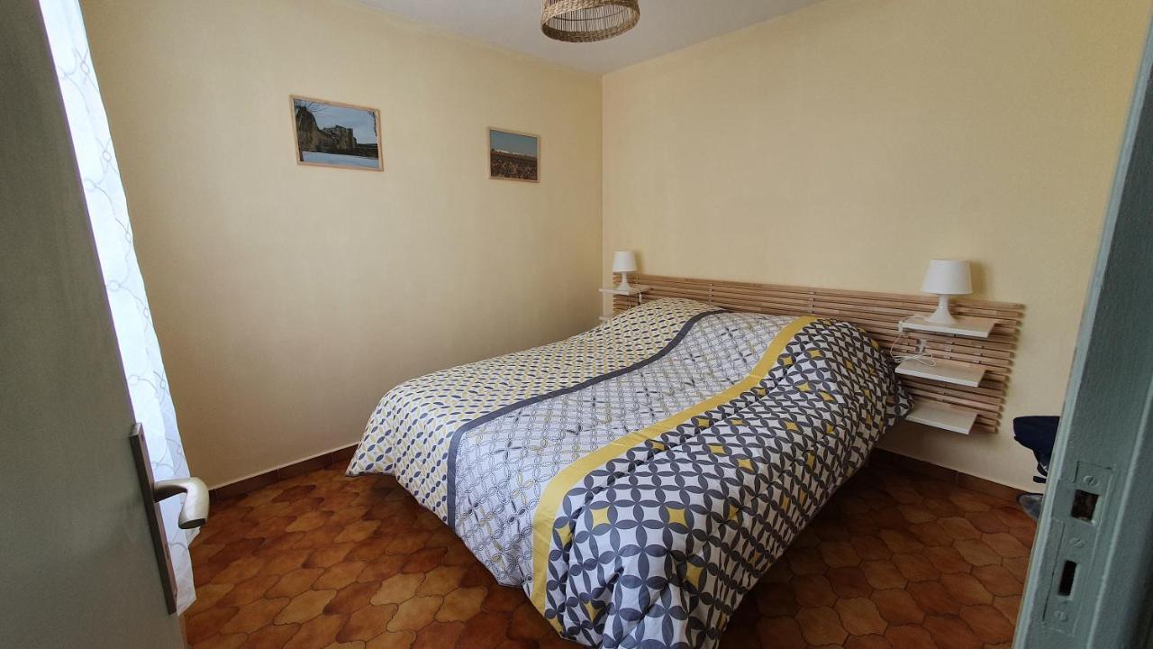 Appartement La Tour Du Sel Aigues-Mortes Bagian luar foto
